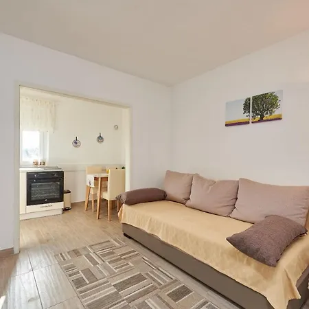 House Dvor Holiday home Seget Vranjica