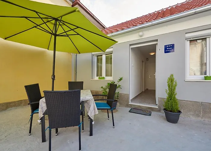 Σπίτι διακοπών House Dvor